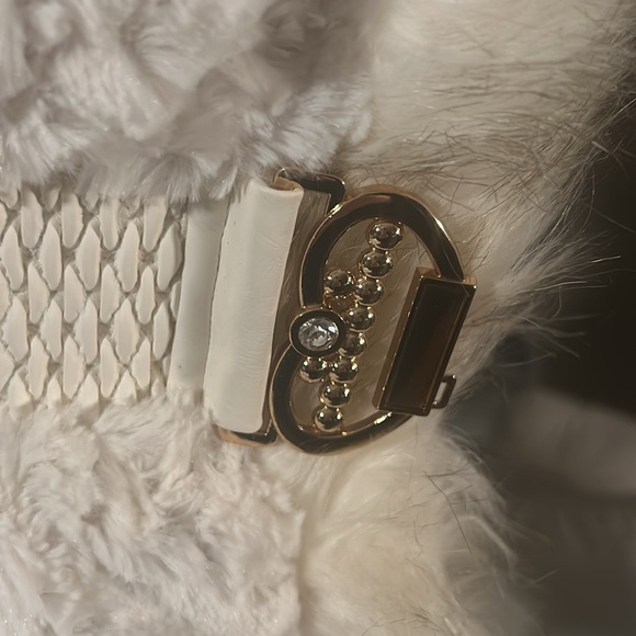 White Vegan Faux Fur Celsius Vest - Small NWT - Picture 6 of 11